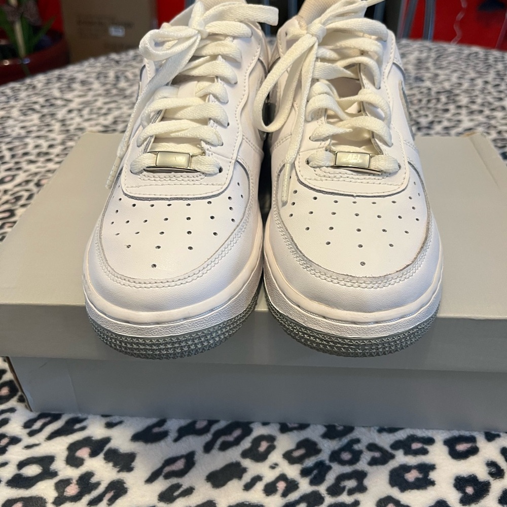 Nike Air Force XXV White and Silver Sneakers - Picture 2 of 6